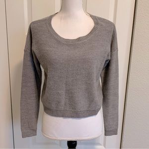 Gray cropped long-sleeve sweater size Medium